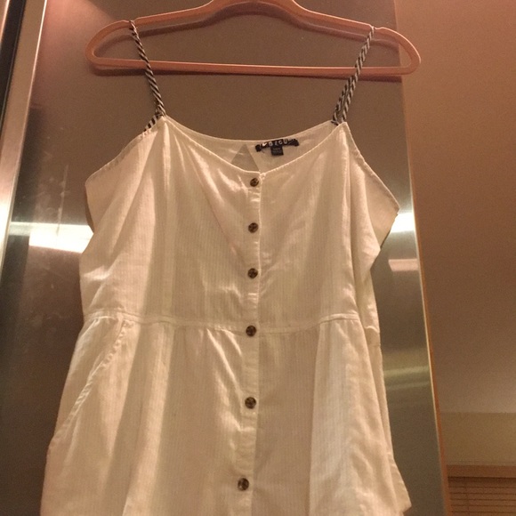 Volcom White sundress - Picture 2 of 7